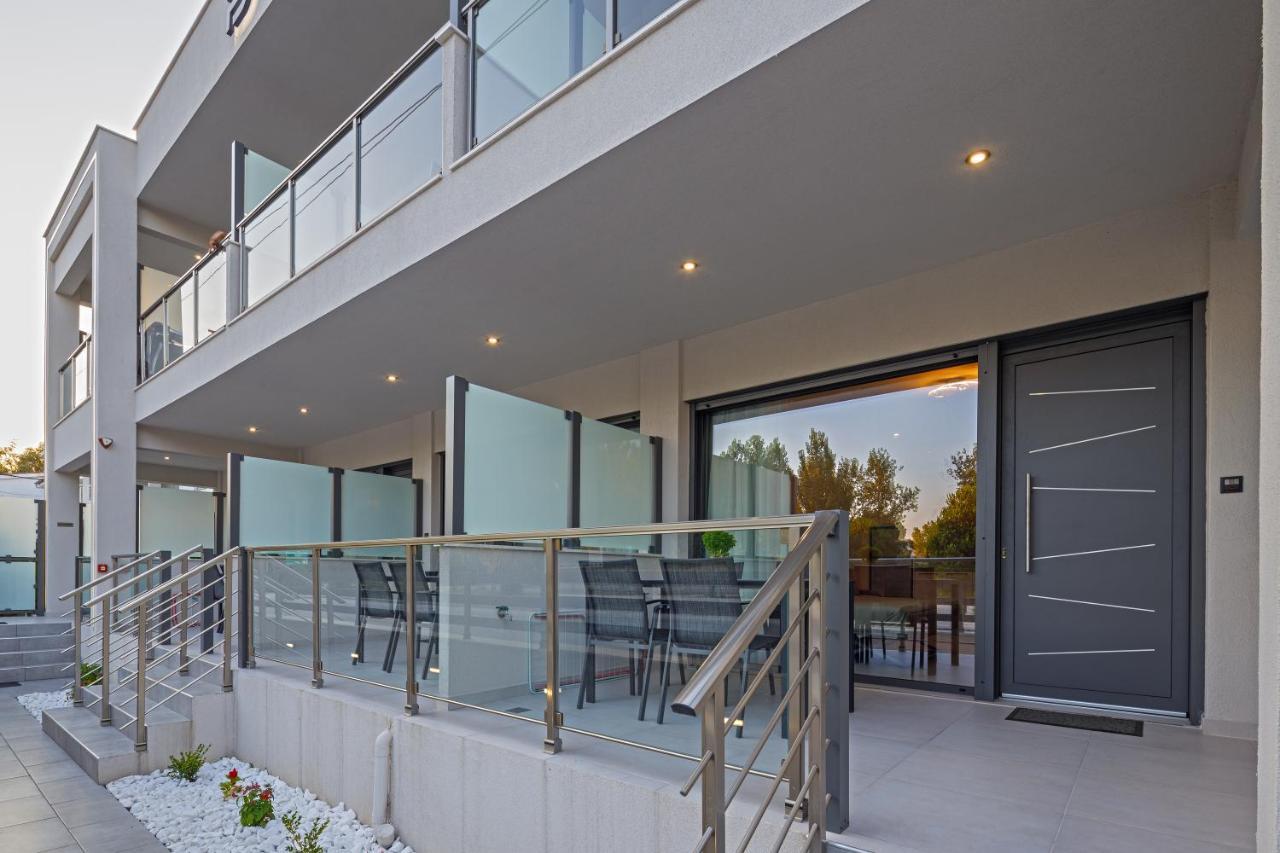 קראמוטי Bisaltae Seaside Suites מראה חיצוני תמונה