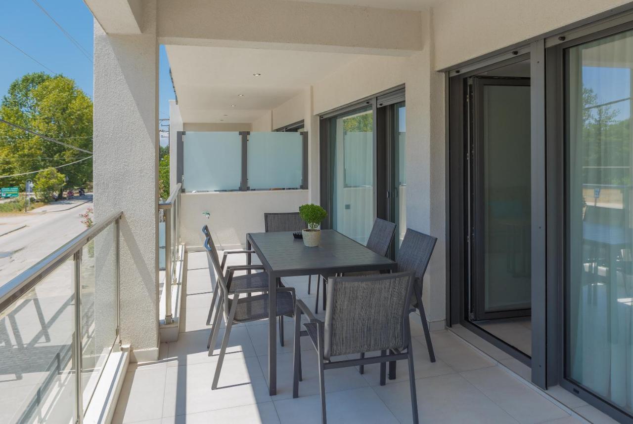 קראמוטי Bisaltae Seaside Suites מראה חיצוני תמונה